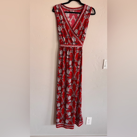 Max Studio wrap top maxi dress red black white floral MEASUREMENTS - Picture 1 of 9